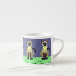 Xícara De Espresso Siamese Cat in the Grass Espresso Cup – Feline Art