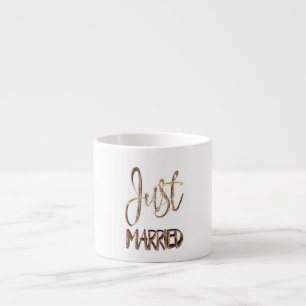 Xícara De Espresso Tipografia Dourado elegante do recem casados