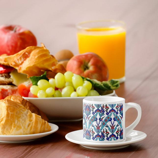 Xícara De Espresso Turca Iznik Padrão Floral Bridesmaid Gift (Turkish Iznik Floral Pattern Bridesmaid Gift Espresso Cup Breakfast Table)