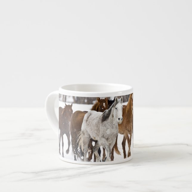 Xícara De Espresso Uma paisagem de inverno de corrida (Frente Esquerda)