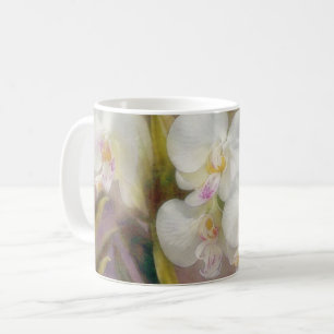 Xícara de Flores de Orquídea Branca