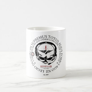 XII caneca de café de Skulled - 11oz