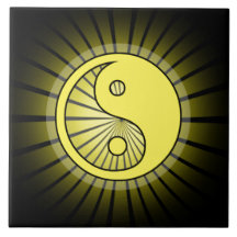 Yang Amarelo brilhante sobre preto