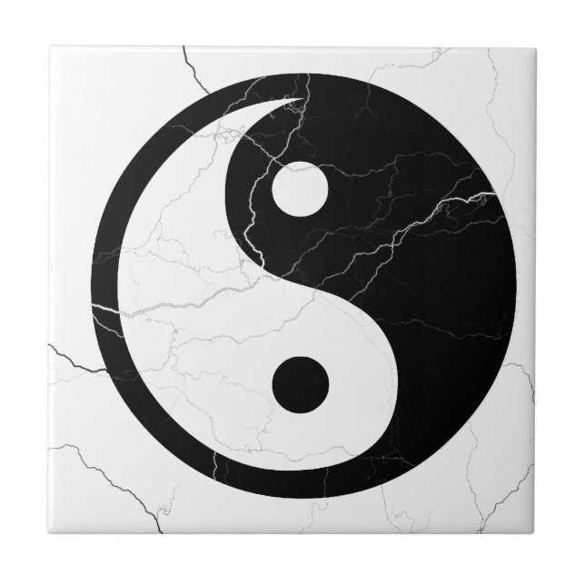 Yin preto e branco e Yang (Frente)