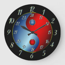 Yin Yang com Relógio Grande com Hora Militar