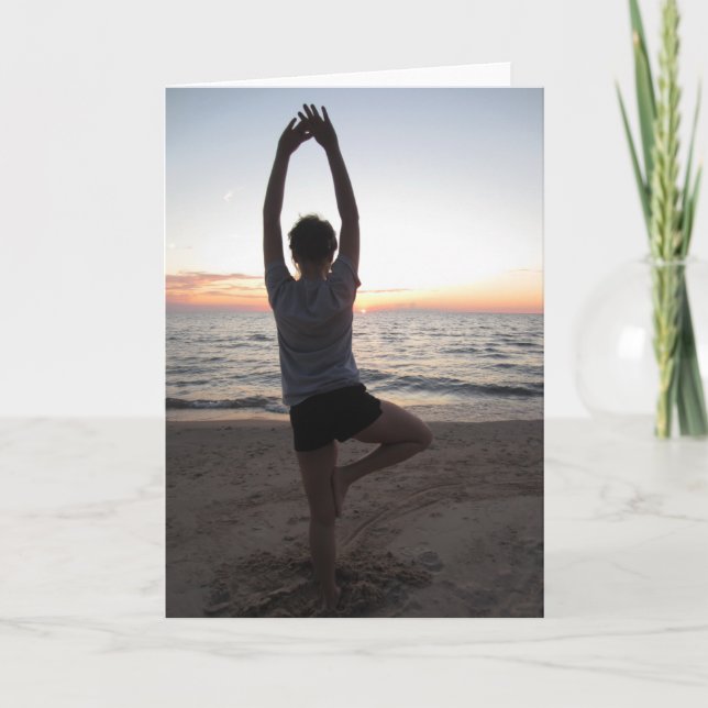 Yoga no Cartão Saudação de Praia (Frente)