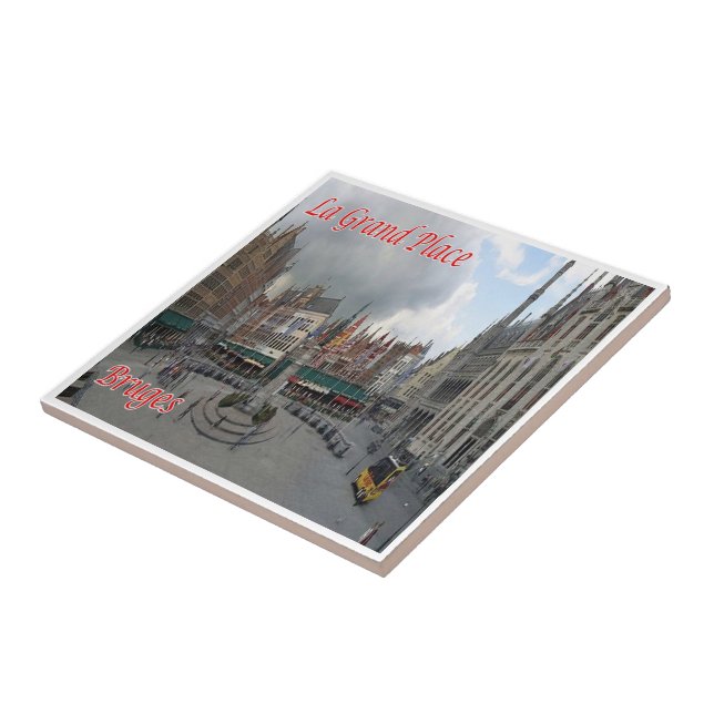 zBE049 BRUGES La Grand Place, Bélgica, (Lateral)