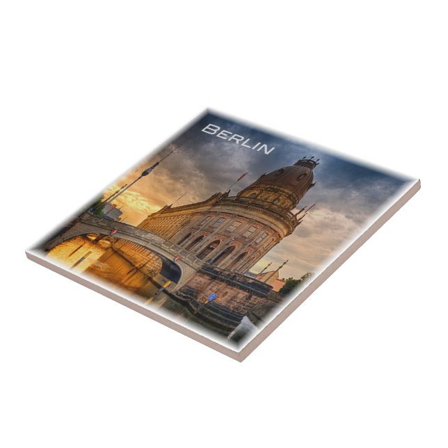 zDE051 BERLIN MUSEUMSINSEL Alemanha, (Lateral)