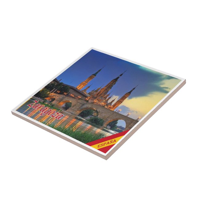 zES150 ZARAGOZA panorama, Espanha, (Lateral)