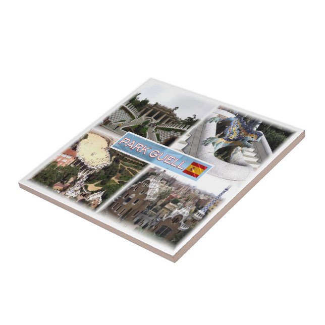 zES153 BARCELONA Park Guell, Catalunha (Lateral)