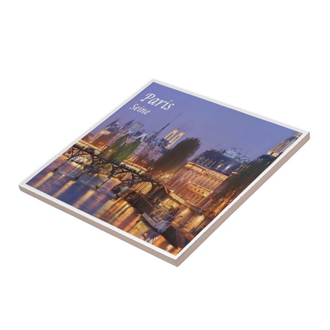 zFR056 PARIS e o Sena, França, (Lateral)