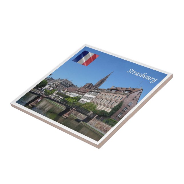 zFR142 STRASBOURG, França (Lateral)