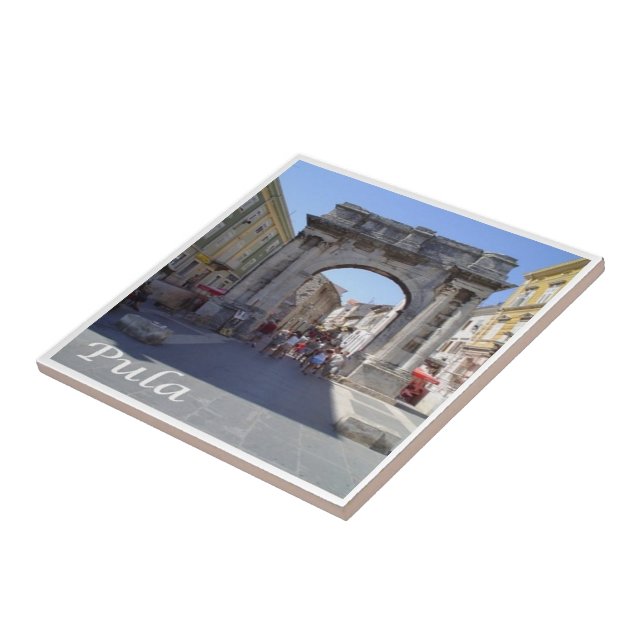 zHR007 PULA, Croácia, (Lateral)