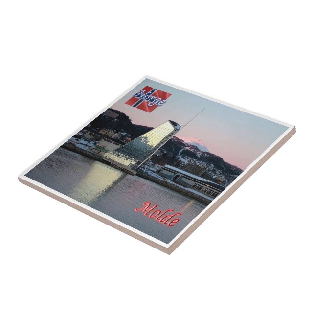 zNO046 MOLDE panorama, Noruega, Europa, (Lateral)