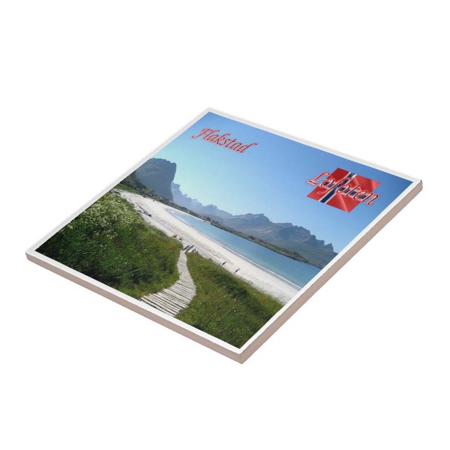 zNO142 FLAKSTAD, Lofoten, Noruega, (Lateral)