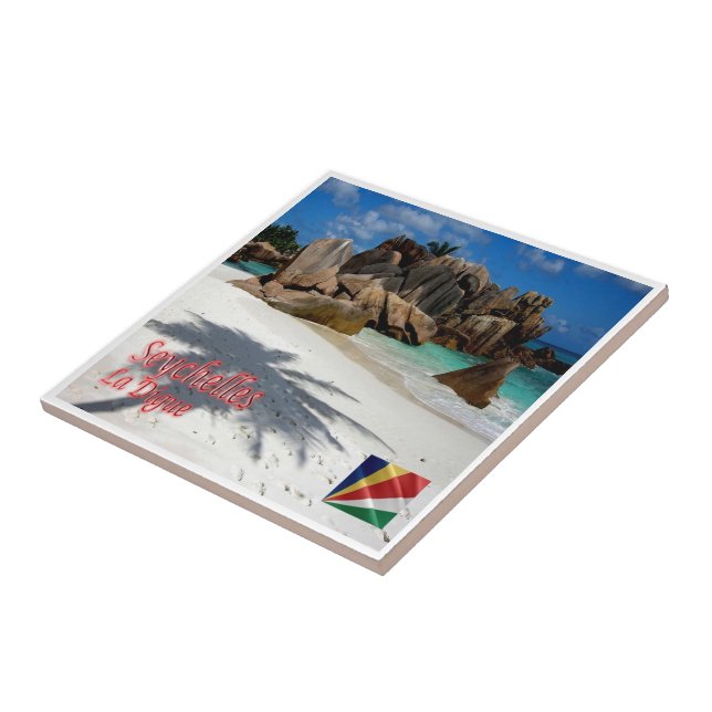 zSC006 SEYCHELLES, La Digue, África, (Lateral)